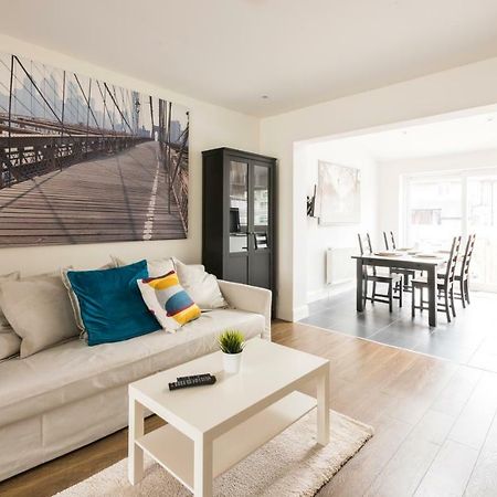 High End Apartments 헨던 외부 사진