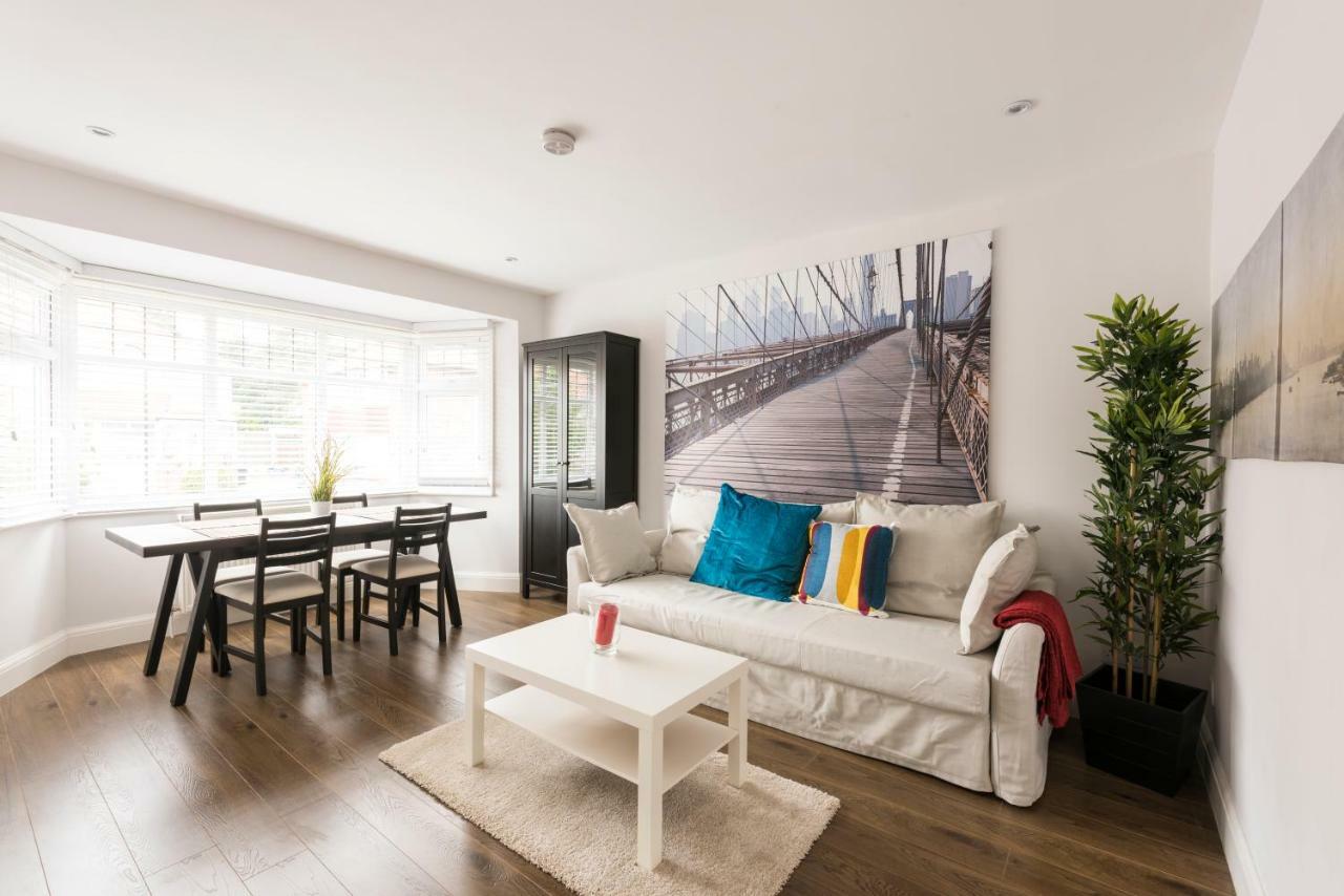 High End Apartments 헨던 외부 사진