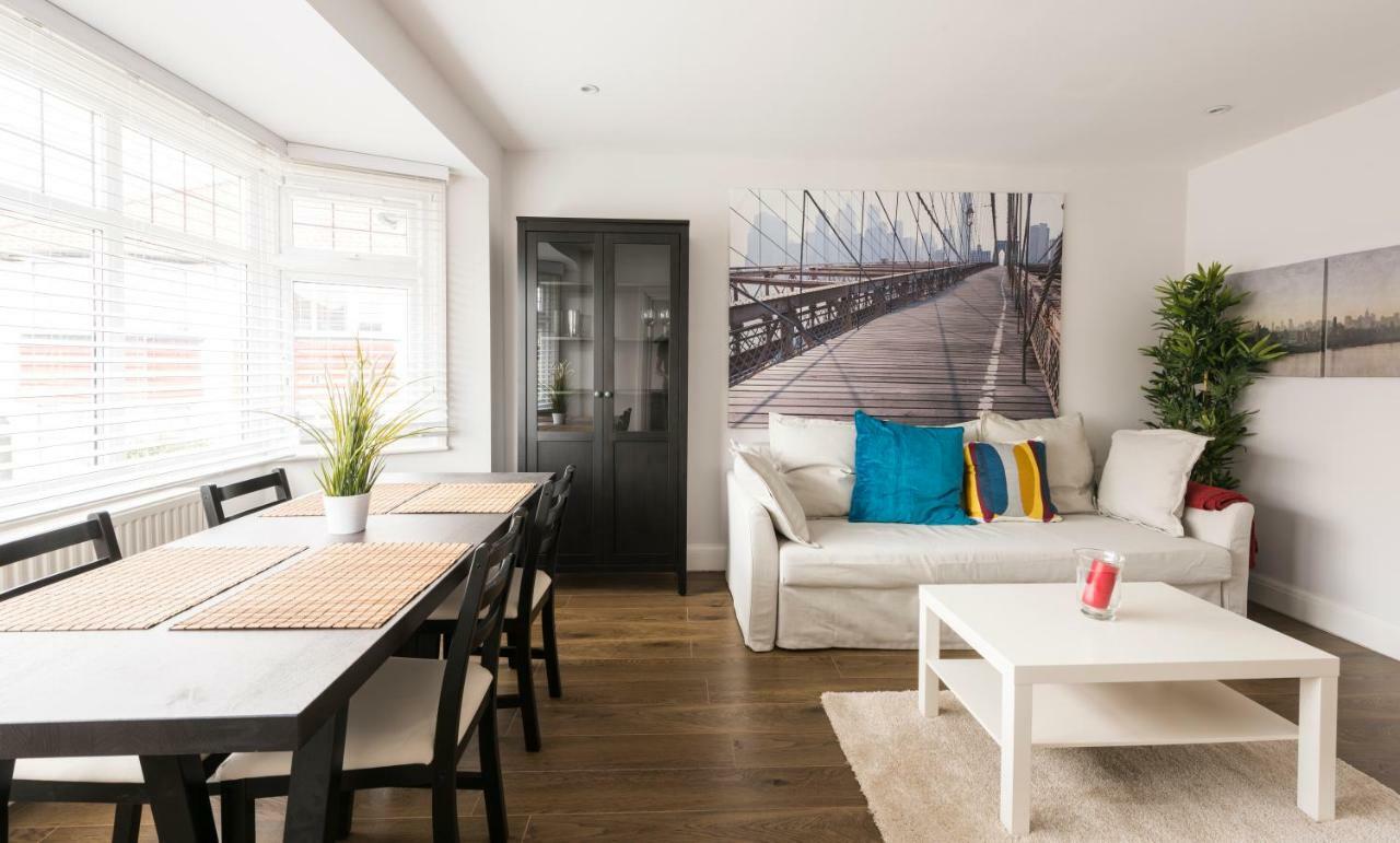 High End Apartments 헨던 외부 사진