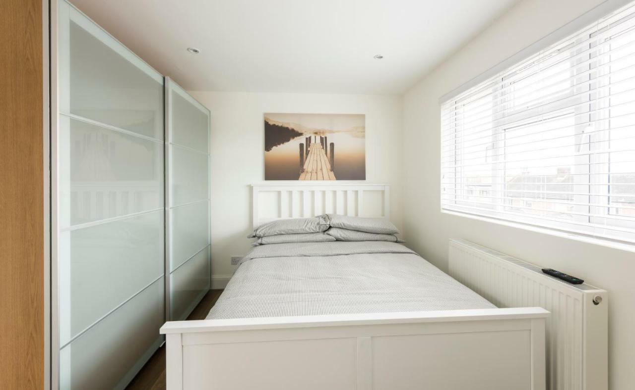 High End Apartments 헨던 외부 사진