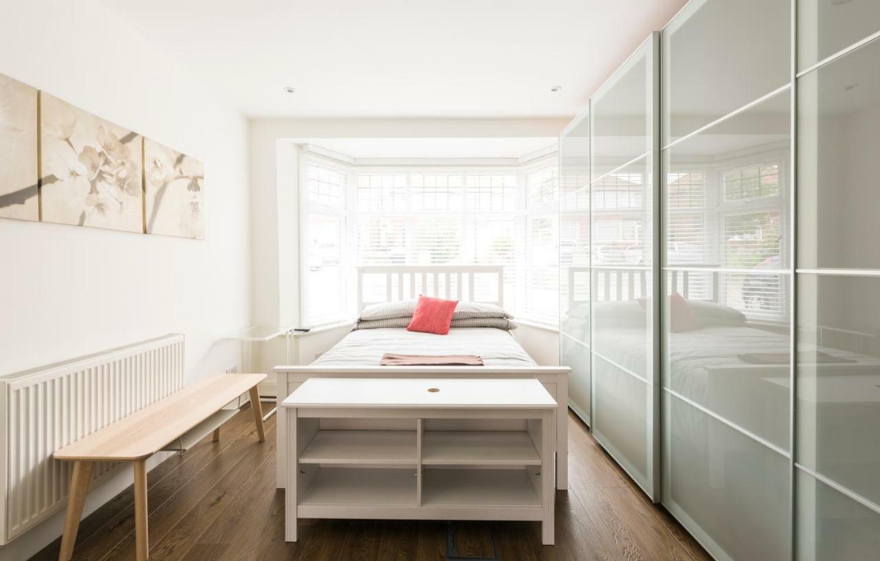 High End Apartments 헨던 외부 사진